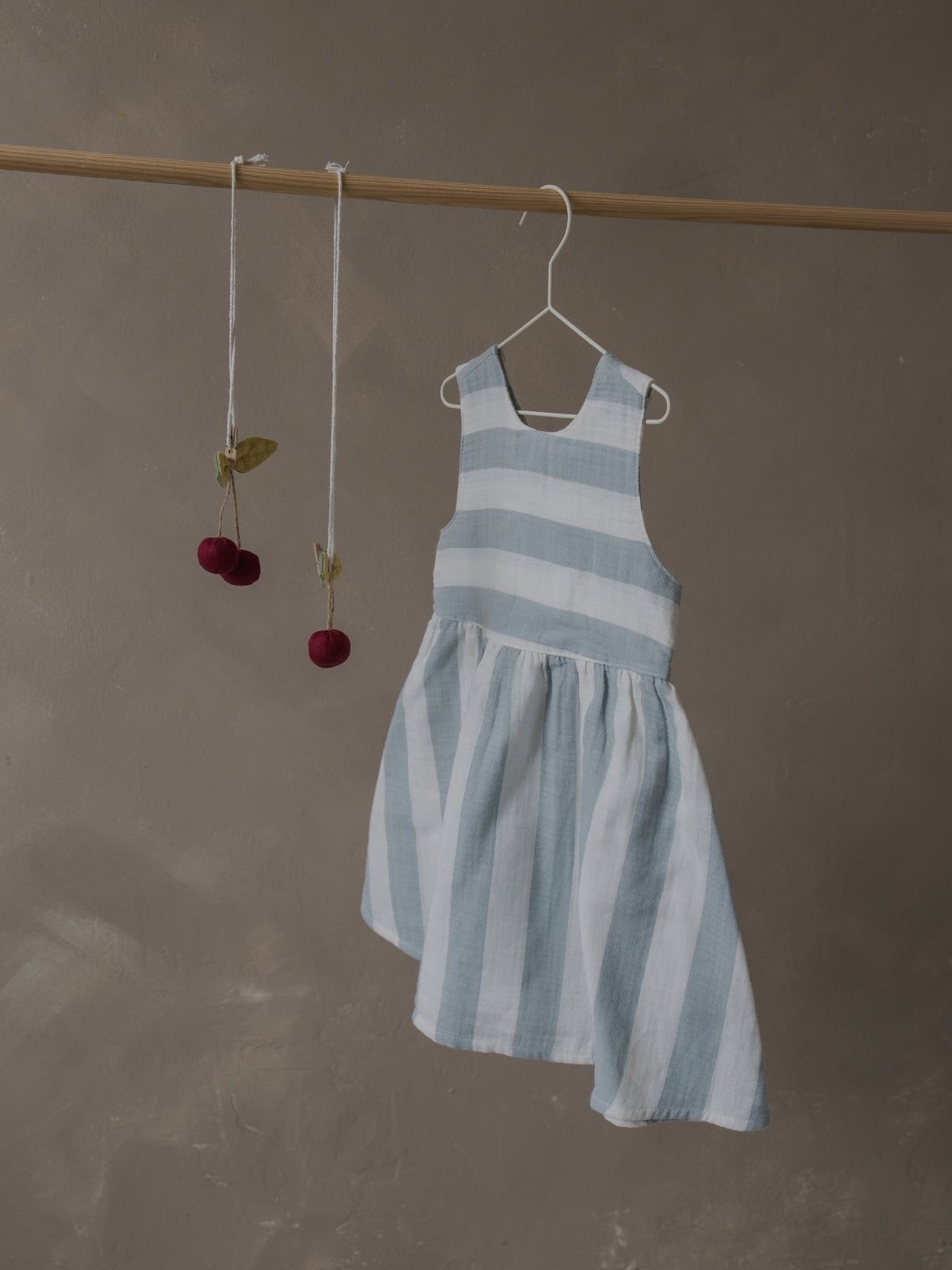 Sardine Stripes Sleeveless Dress