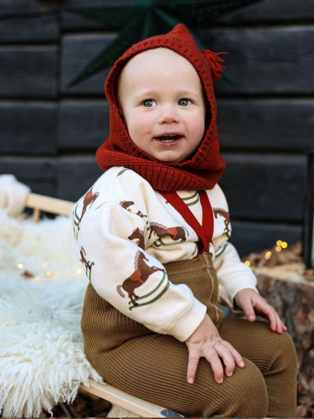 Acorn Brown Tights with Maple Leaf Braces