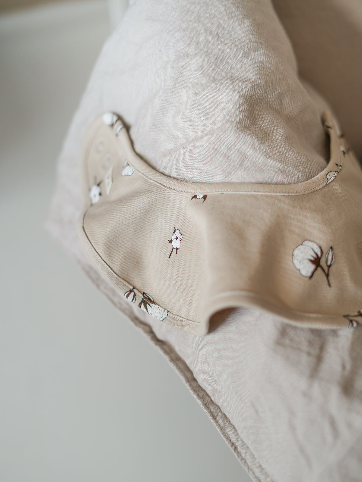 Cottonfield Bib