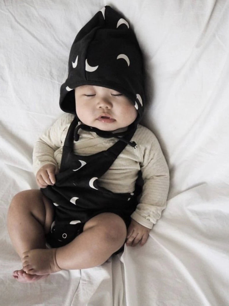 Black Midnight Pixie Bonnet