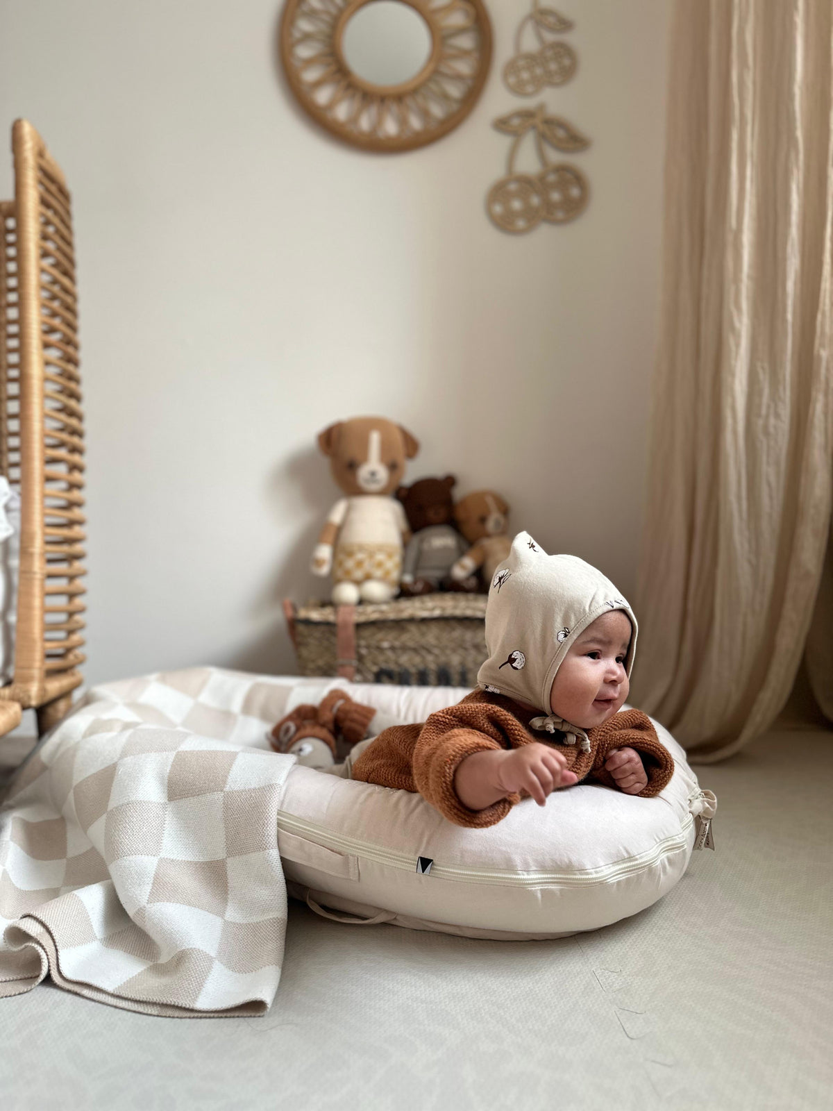 Cottonfield bonnet pixie newborn hat baby