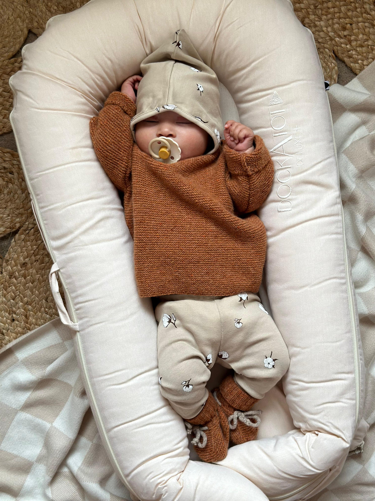 Organic Zoo cottonfield leggings baby sleeping