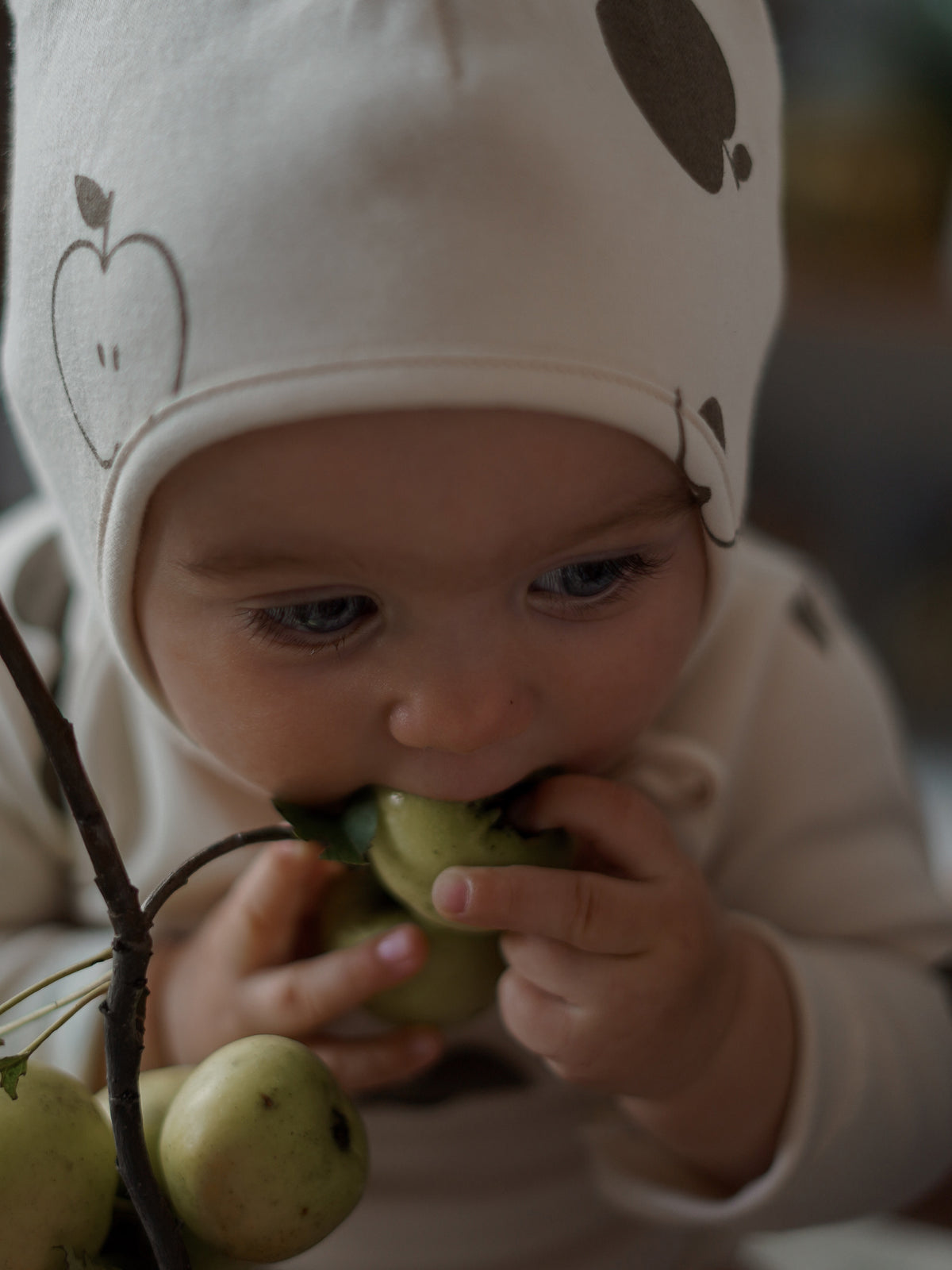 Basil Apple Orchard Bonnet