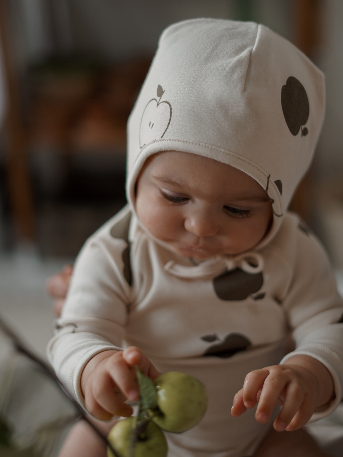 Basil Apple Orchard Bonnet